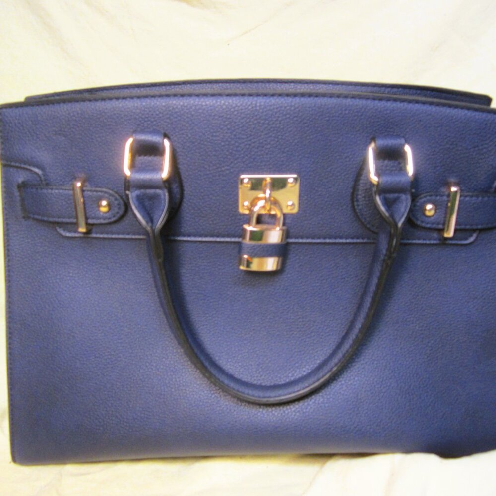 VTG DASEIN TOTE BLUE, GOLD TONE ACCENTS, PADLOCK CHARM